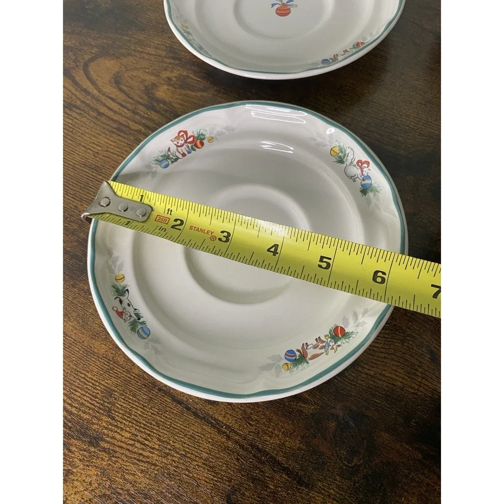 International Country Christmas Saucers 6.25